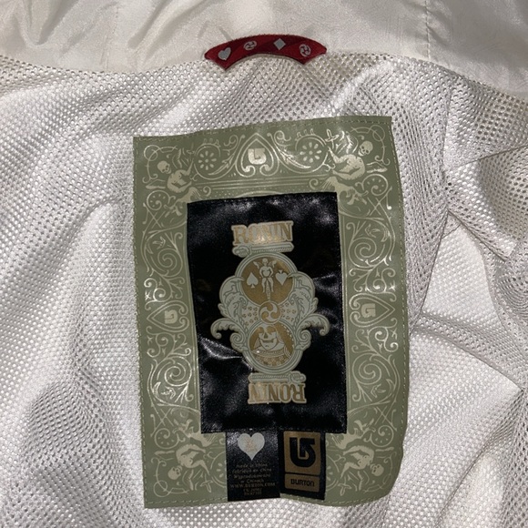 Burton Ronin Roper La Cosa Nostra White “King of Skulls” Winter Jacket - Picture 5 of 14